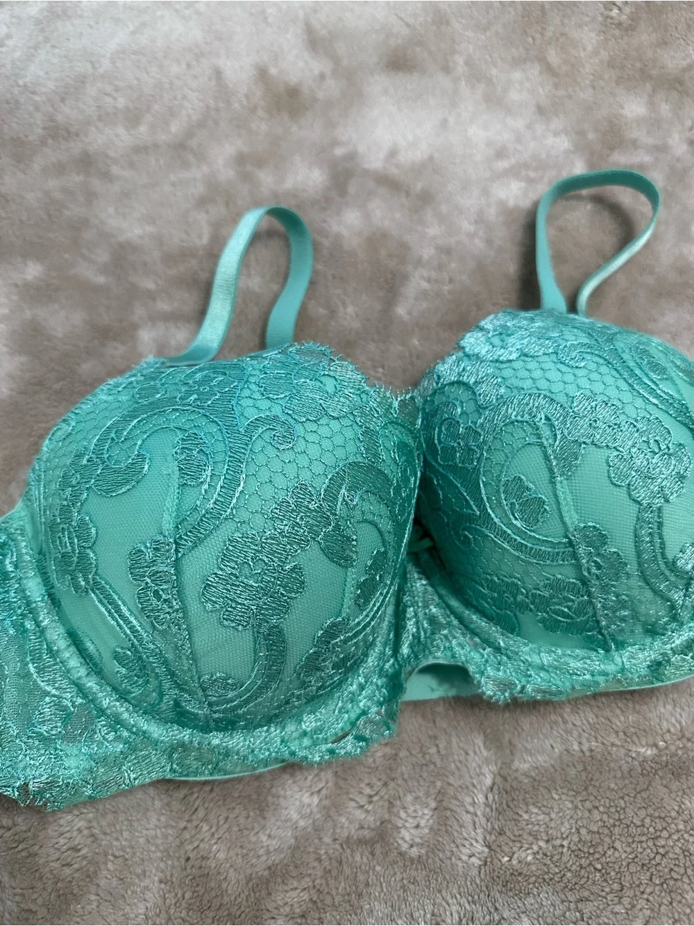 Victoria's Secret Green Mint Lace Bra & Thong Set